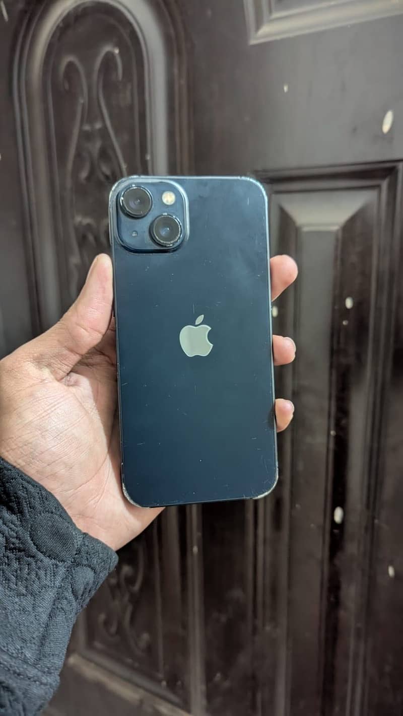 iPhone 13 (Read Description). 0