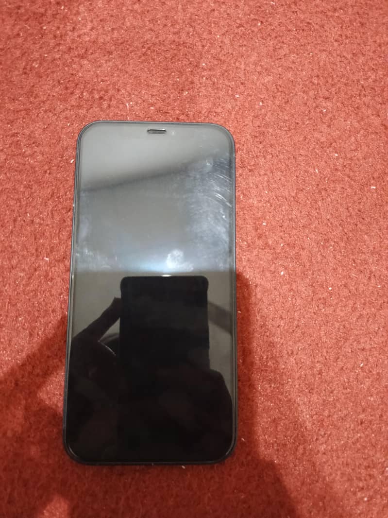 Apple iPhone 12 6