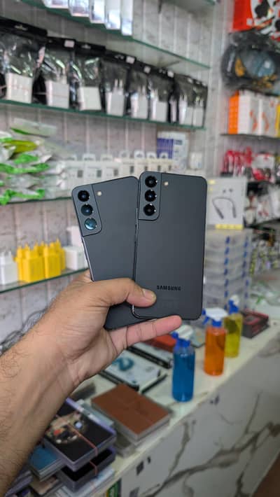 Samsung Mobile S22 5G.    03392200046