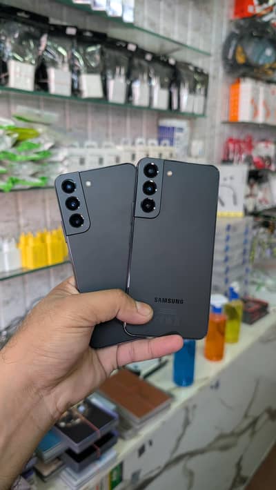 Samsung Mobile S22 5G.     03392200046
