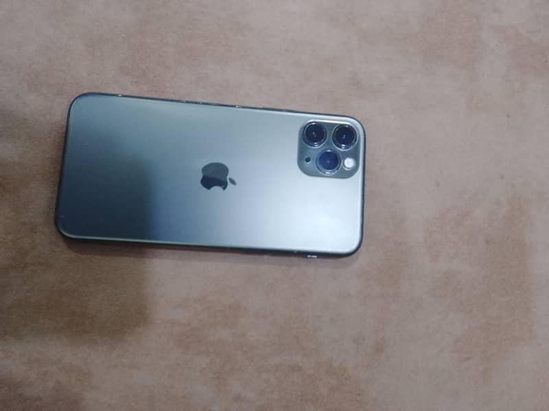 Apple iPhone 11 Pro 0