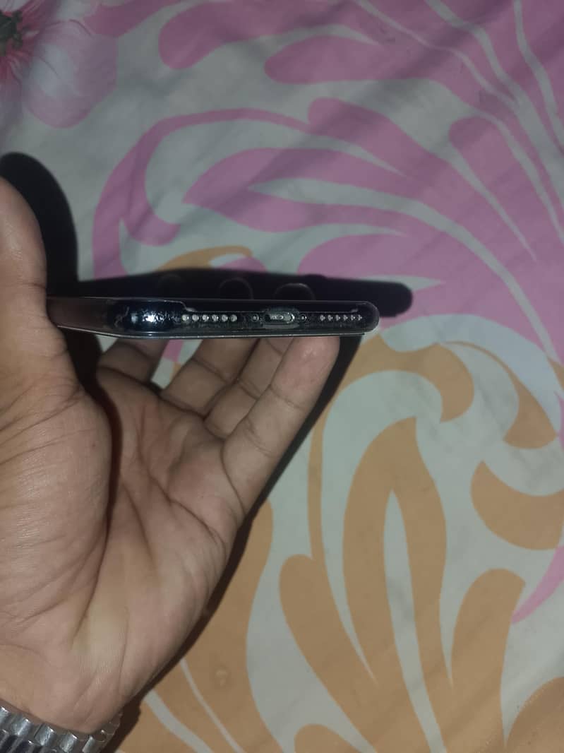 Apple iPhone X 1
