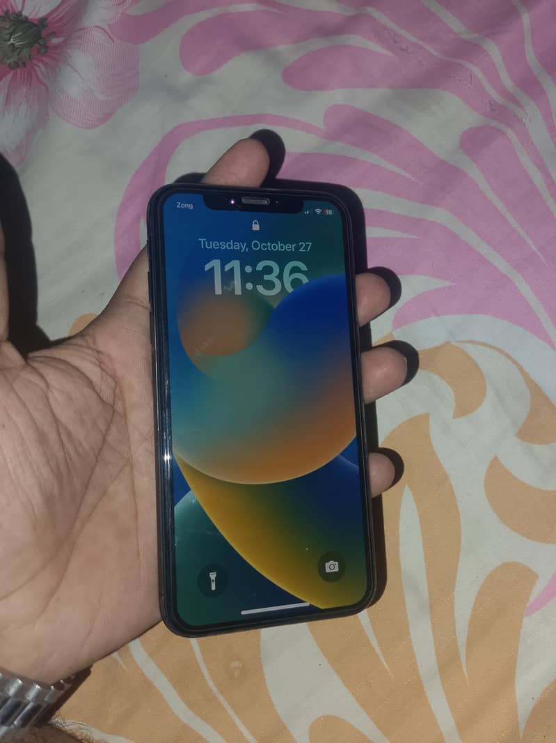 Apple iPhone X 6