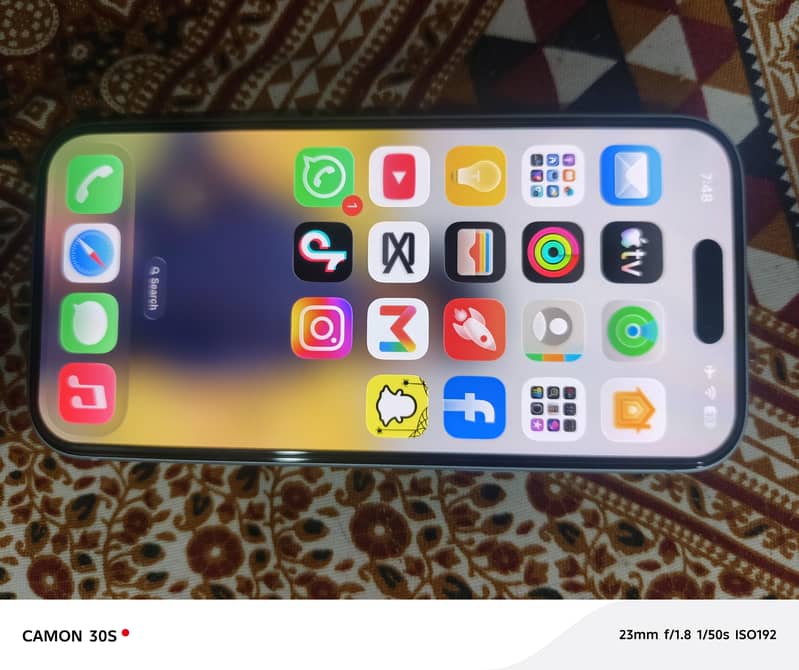 Apple iPhone 15 4