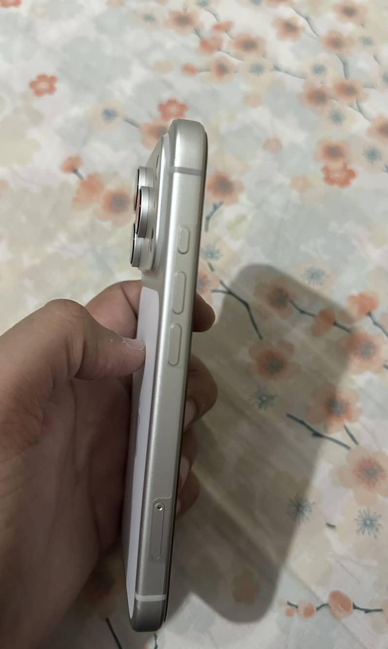Apple iPhone 17 Pro 4