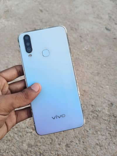 Vivo Y17