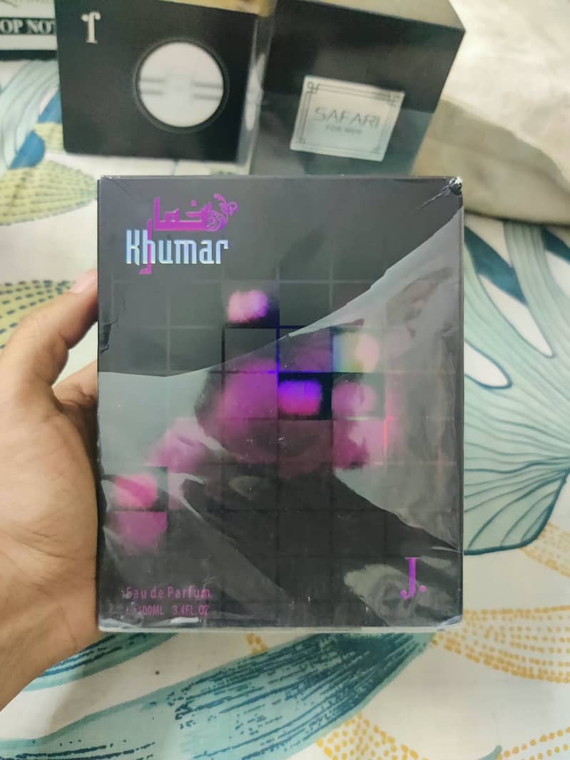 Perfumes 12