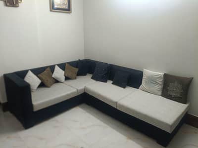 L shaped 6 seater sofa black and beige color
