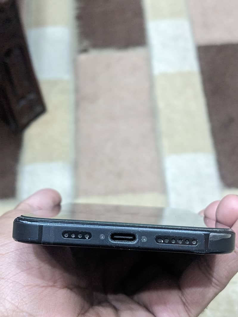 Apple iPhone 16 Plus 4