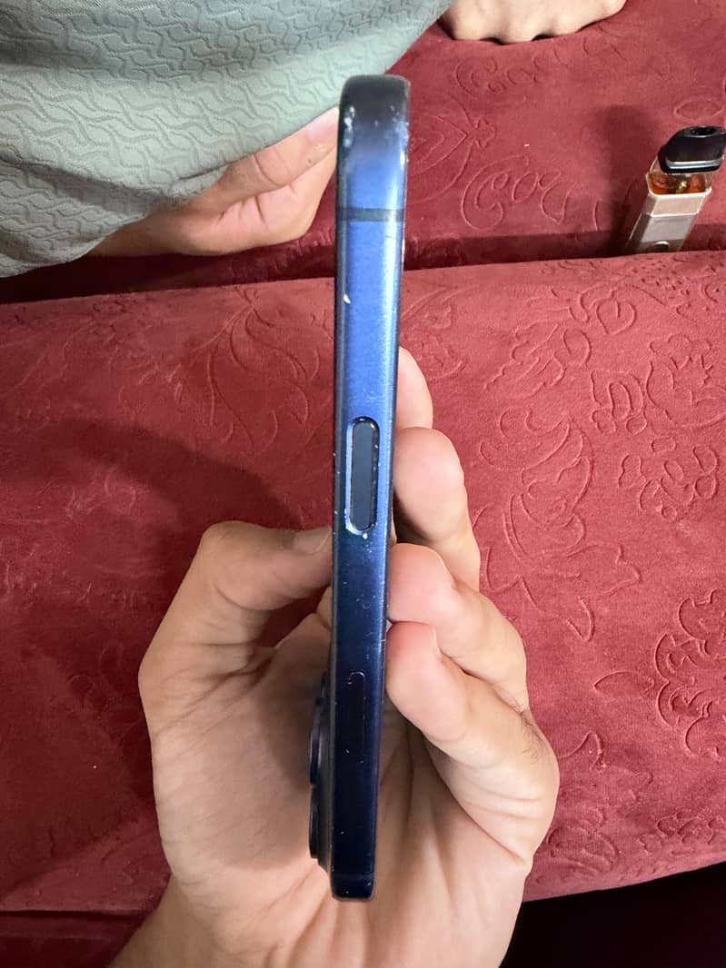 Apple iPhone 17 Pro JV 4