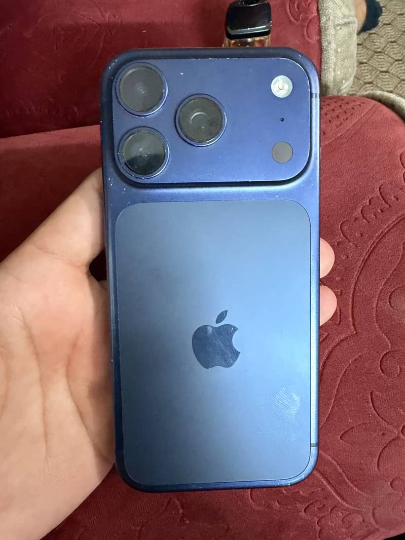 Apple iPhone 17 Pro JV 5