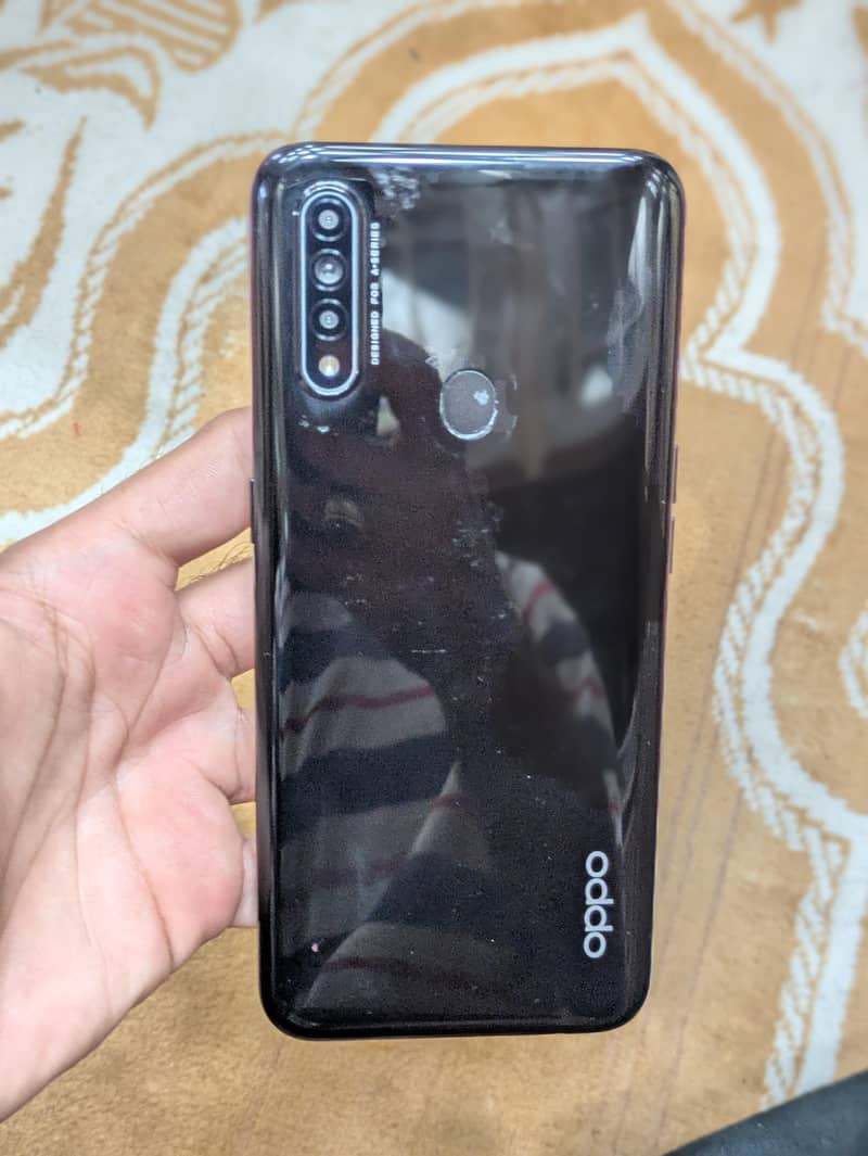 OPPO A31 1