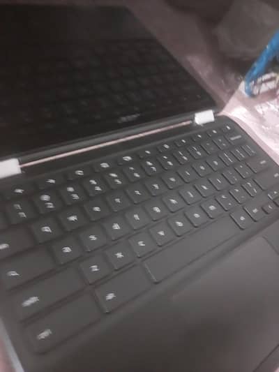 r11 chromebook