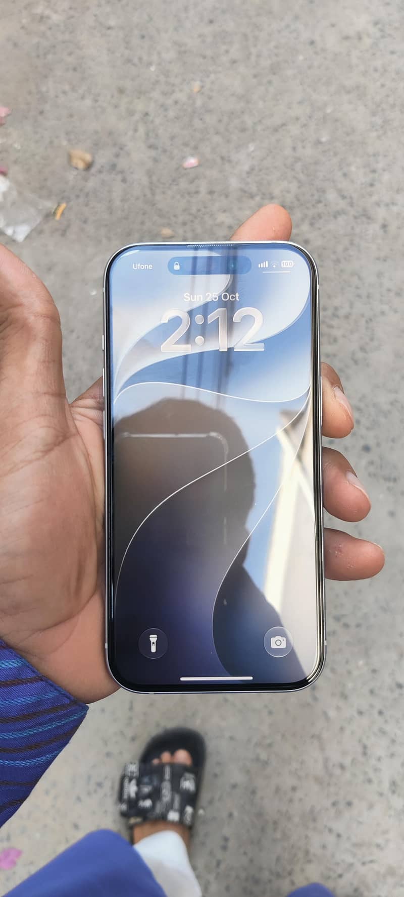 Apple iPhone 15 4