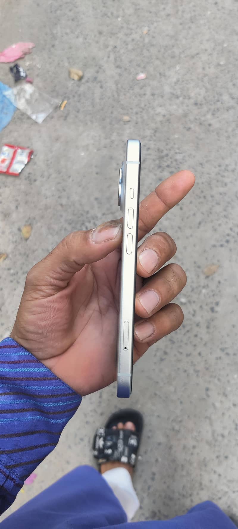 Apple iPhone 15 6