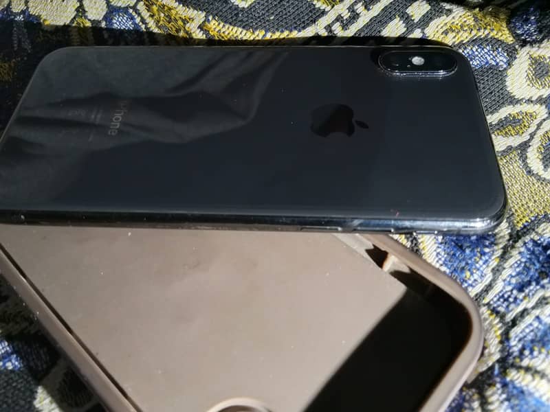 Apple iPhone X 2