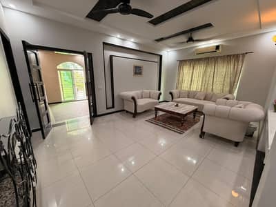 1 Kanal Upper Portion Furnished In DHA Ph 5