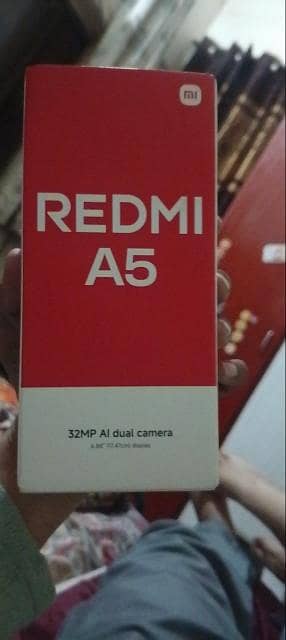 Redmi A5 - 32MP AI Dual Camera (6.88" Display) - Excellent Condition