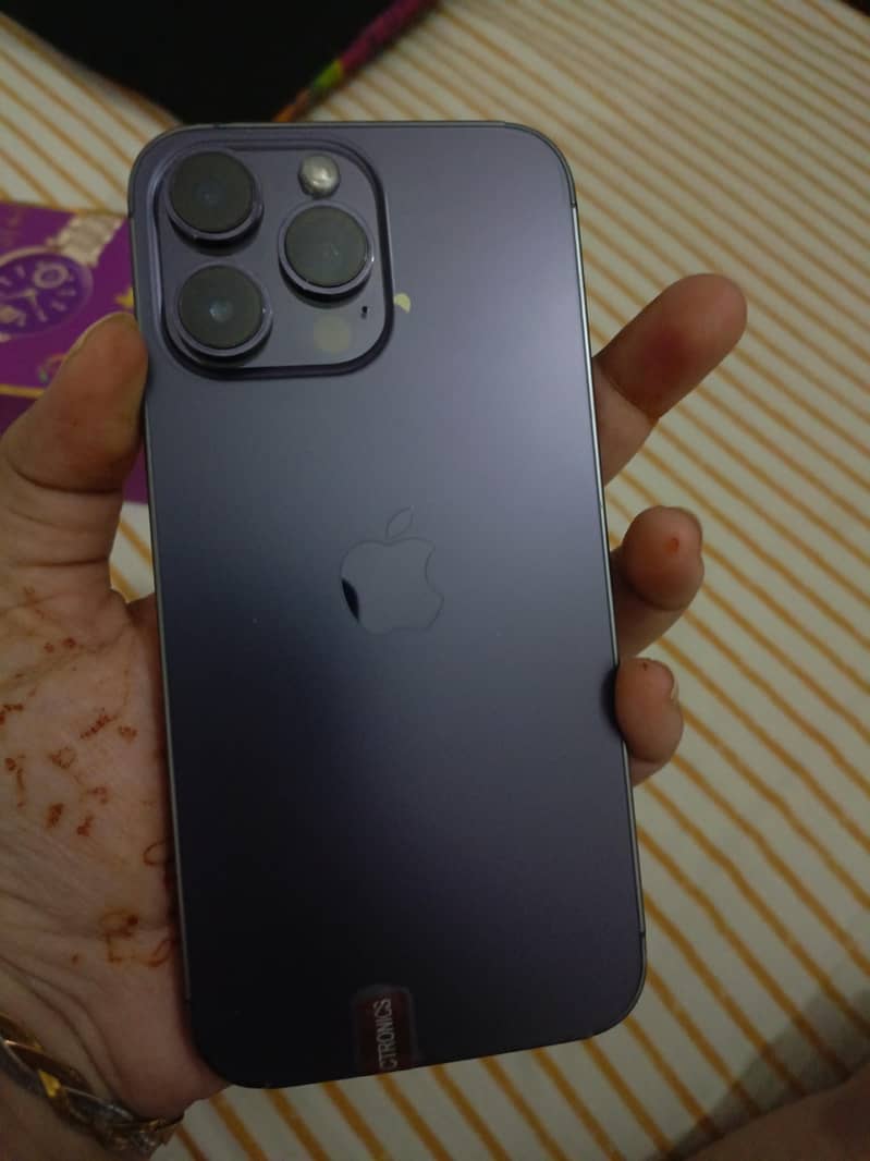 Apple iPhone 14 Pro Max 4