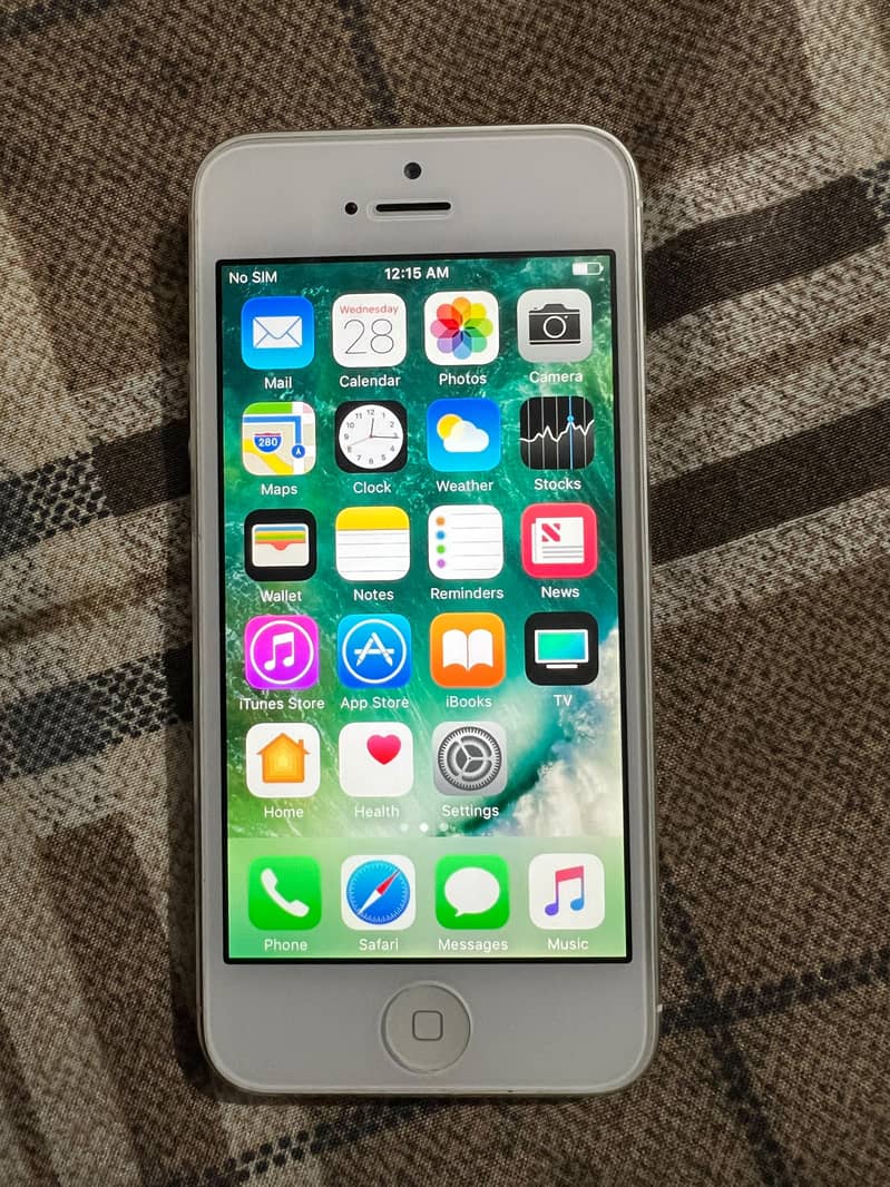 Apple iPhone 5 0