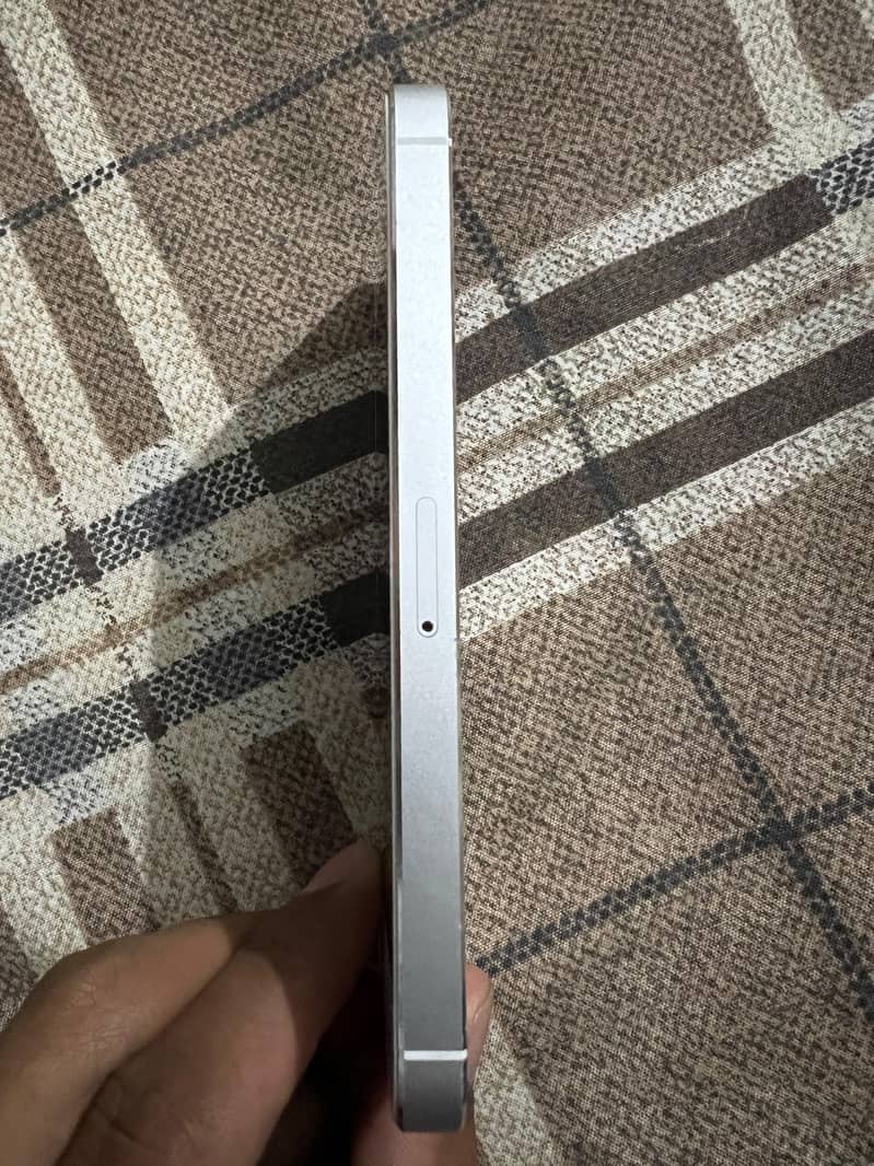 Apple iPhone 5 4