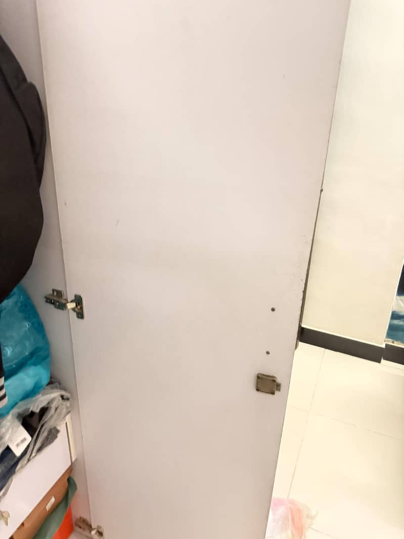 2 door wardrobe 4