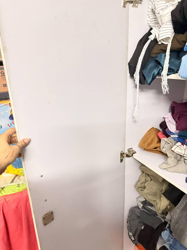 2 door wardrobe 5