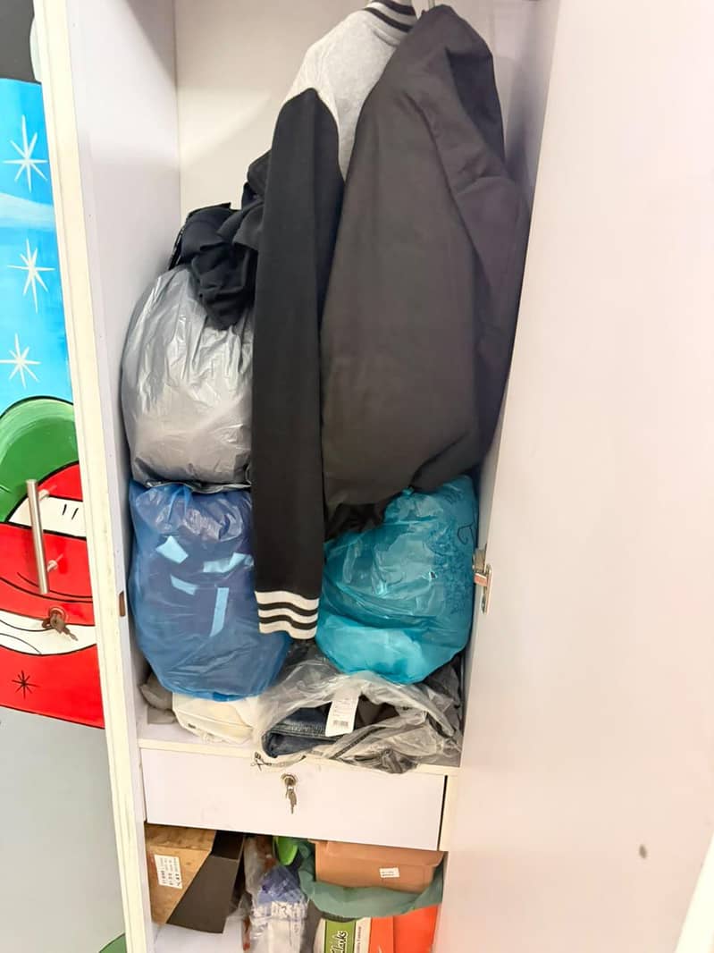 2 door wardrobe 7
