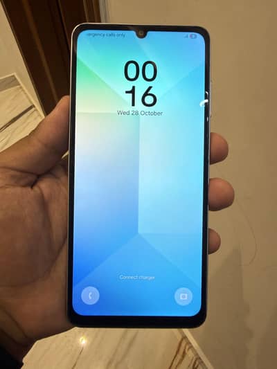 Samsung Mobile A06