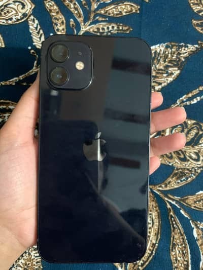 Apple iPhone 12