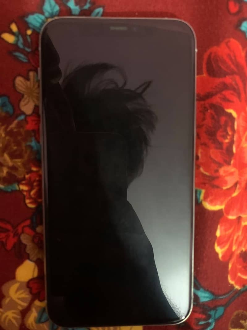 Apple iPhone 11 Pro 1