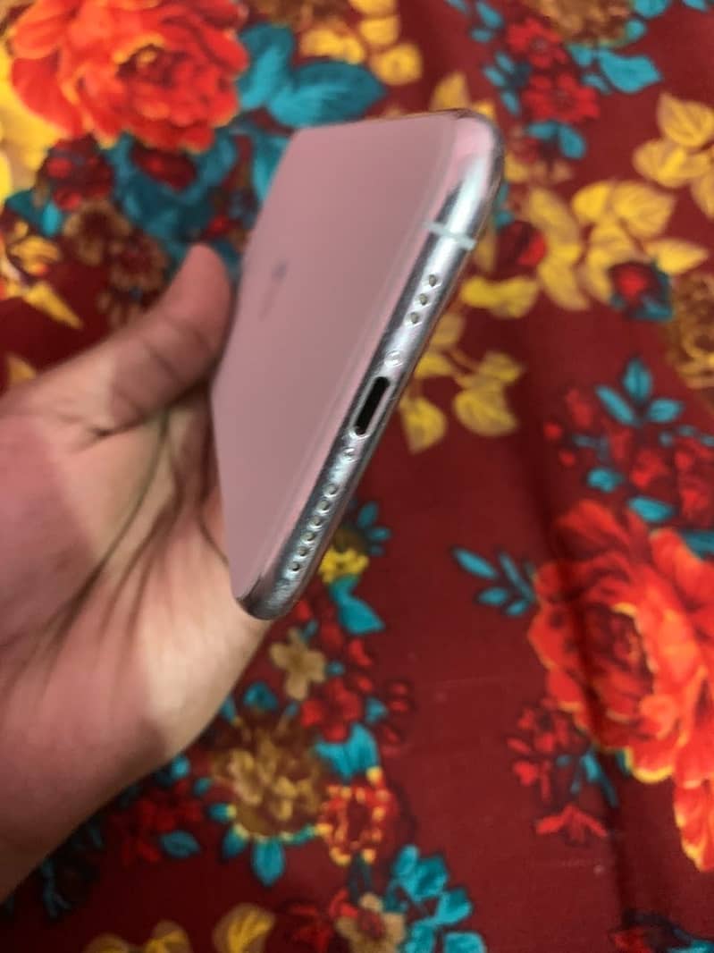 Apple iPhone 11 Pro 5