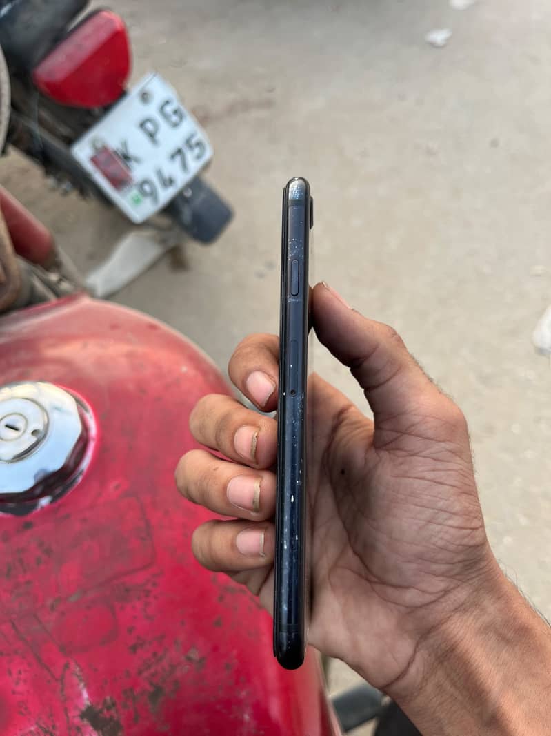 Apple iPhone SE 4