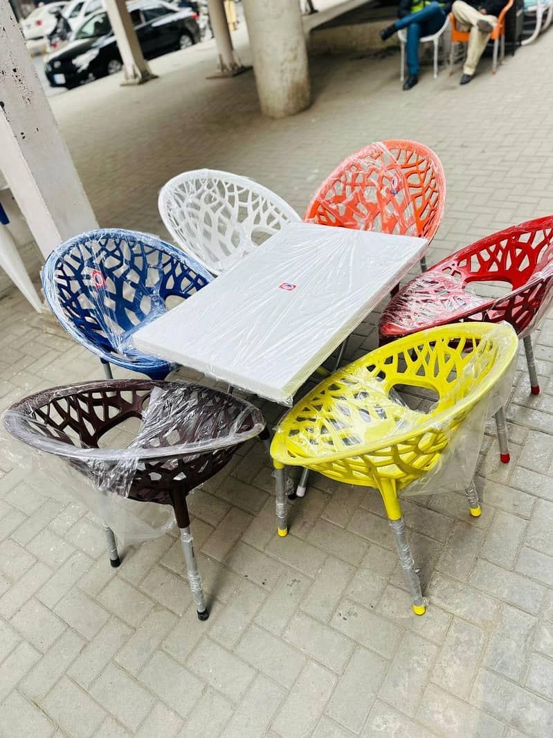 All types dining Tabiles available 7