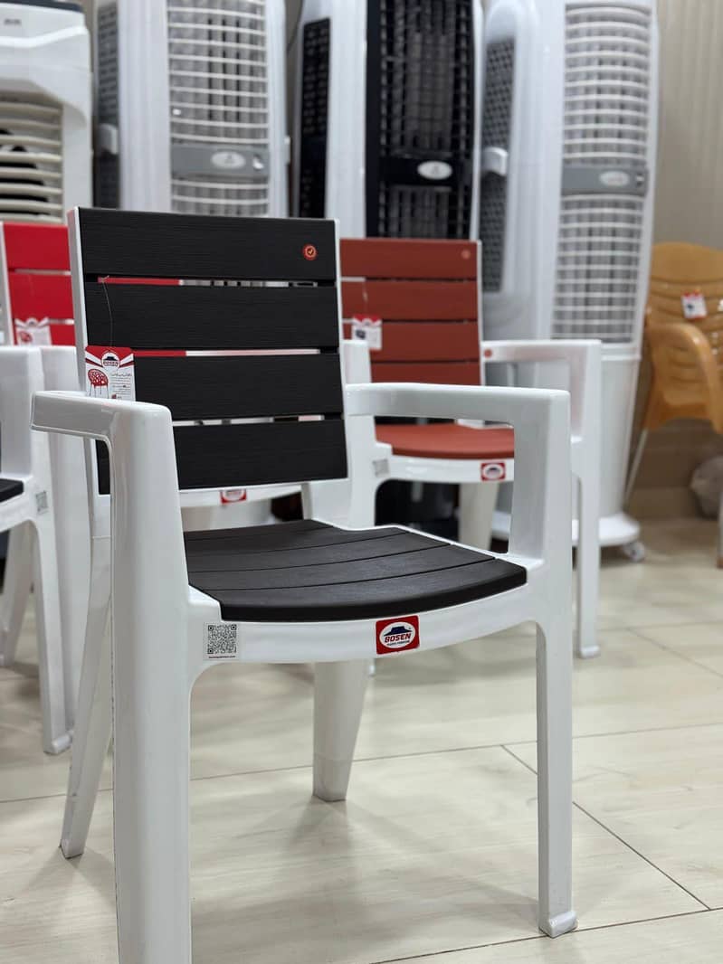 All types dining Tabiles available 9