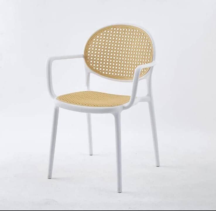 All types dining Tabiles available 15