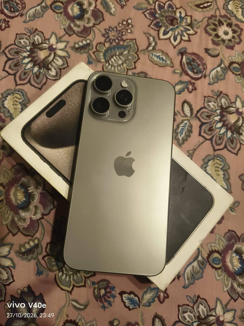 Apple iPhone 15 Pro Max 3