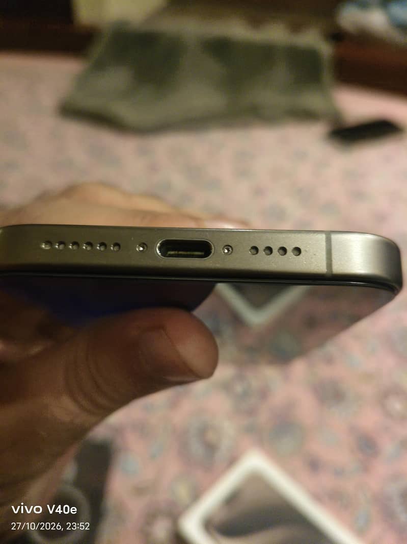 Apple iPhone 15 Pro Max 7