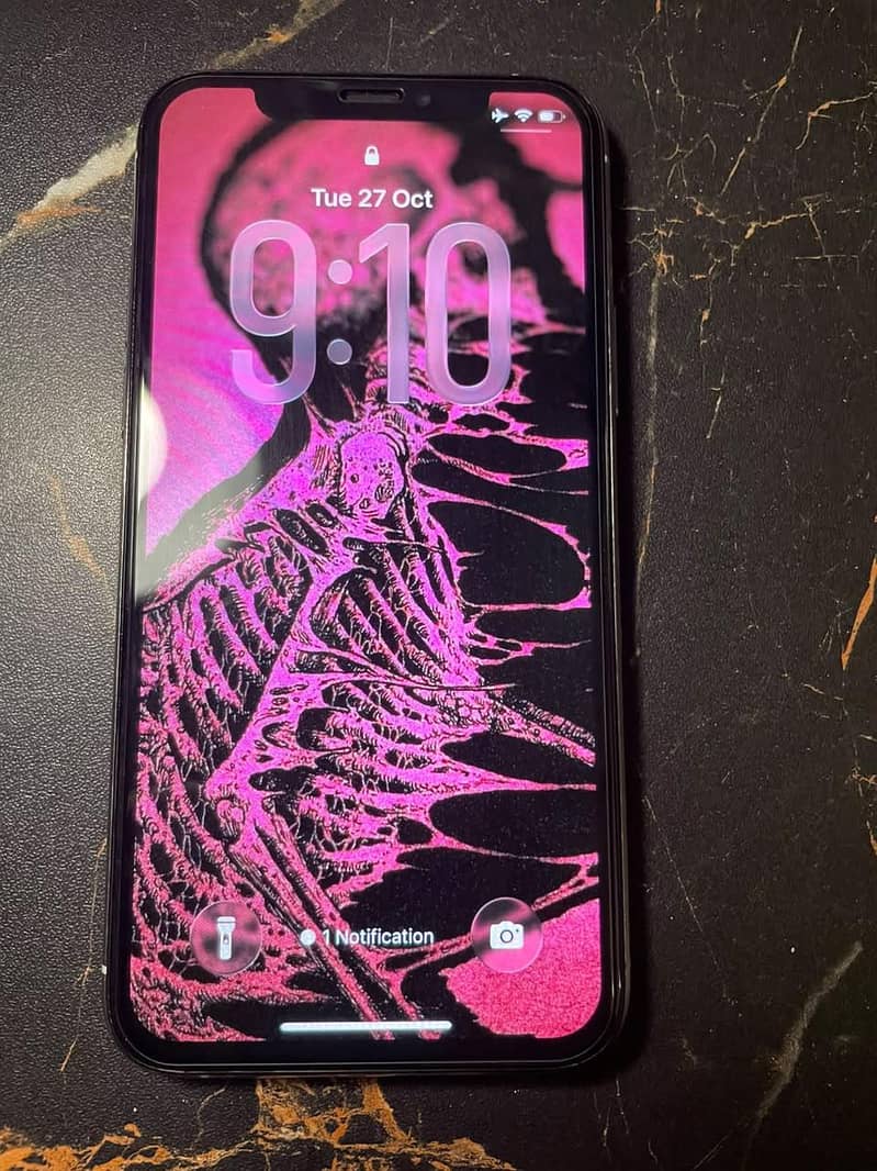 Apple iPhone 11 4