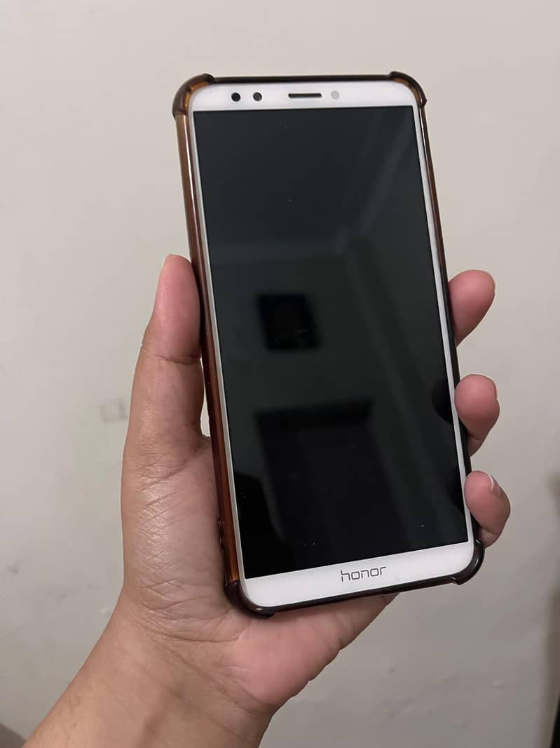 Honor 7C 3