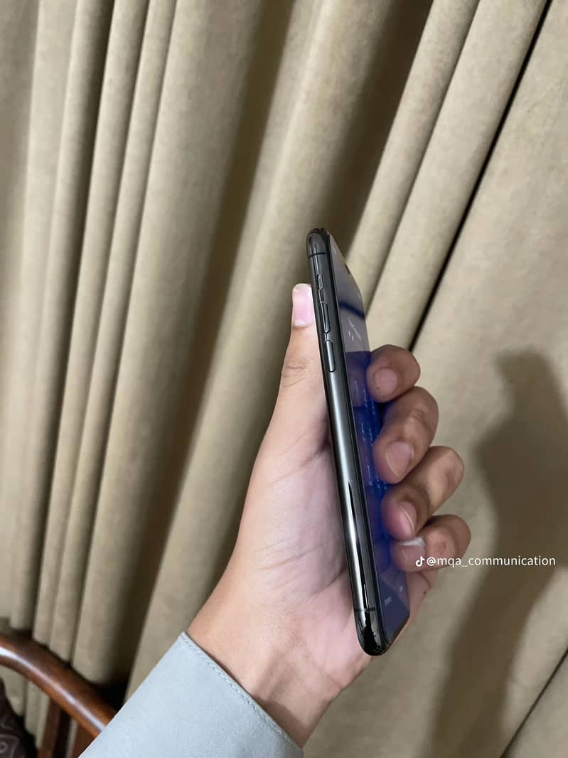 Apple iPhone 11 Pro 3