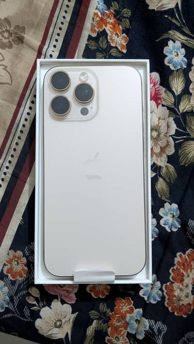 Apple iPhone 16 Pro Max