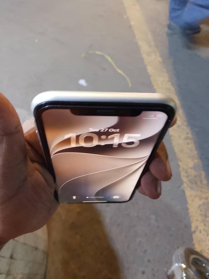 Apple iPhone 11 1