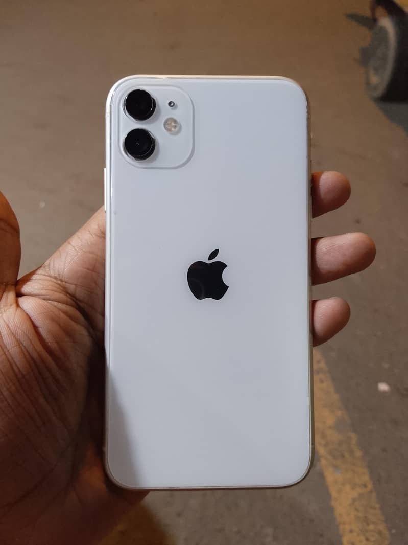 Apple iPhone 11 8