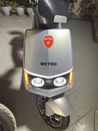 Metro M6 ELECTRIC