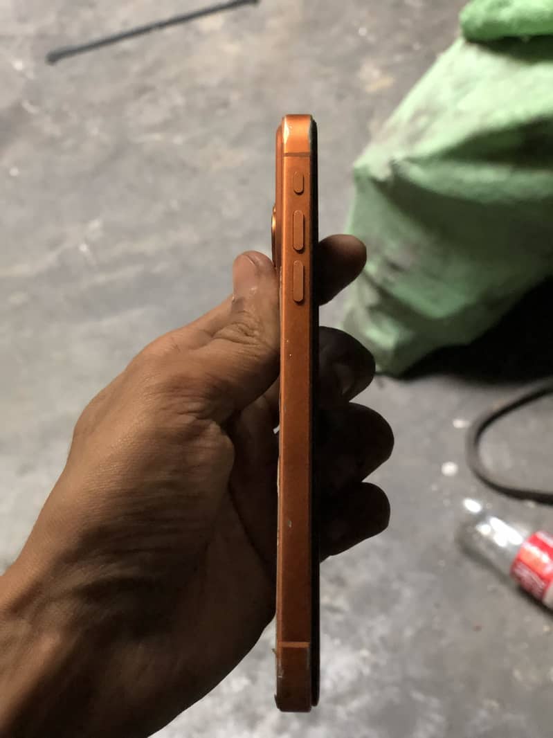 Apple iPhone XR 3