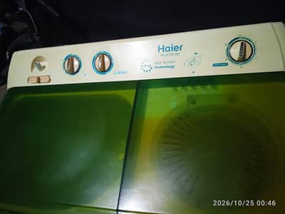 Haier washing machine twin tub model number HWM 100 BS