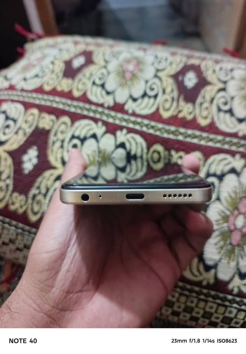 Tecno Spark 20C 3