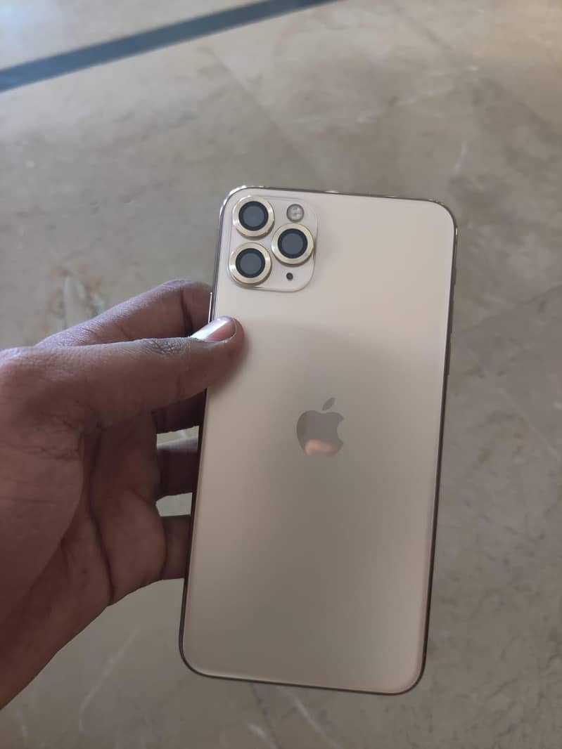 Apple iPhone 11 Pro Max 0