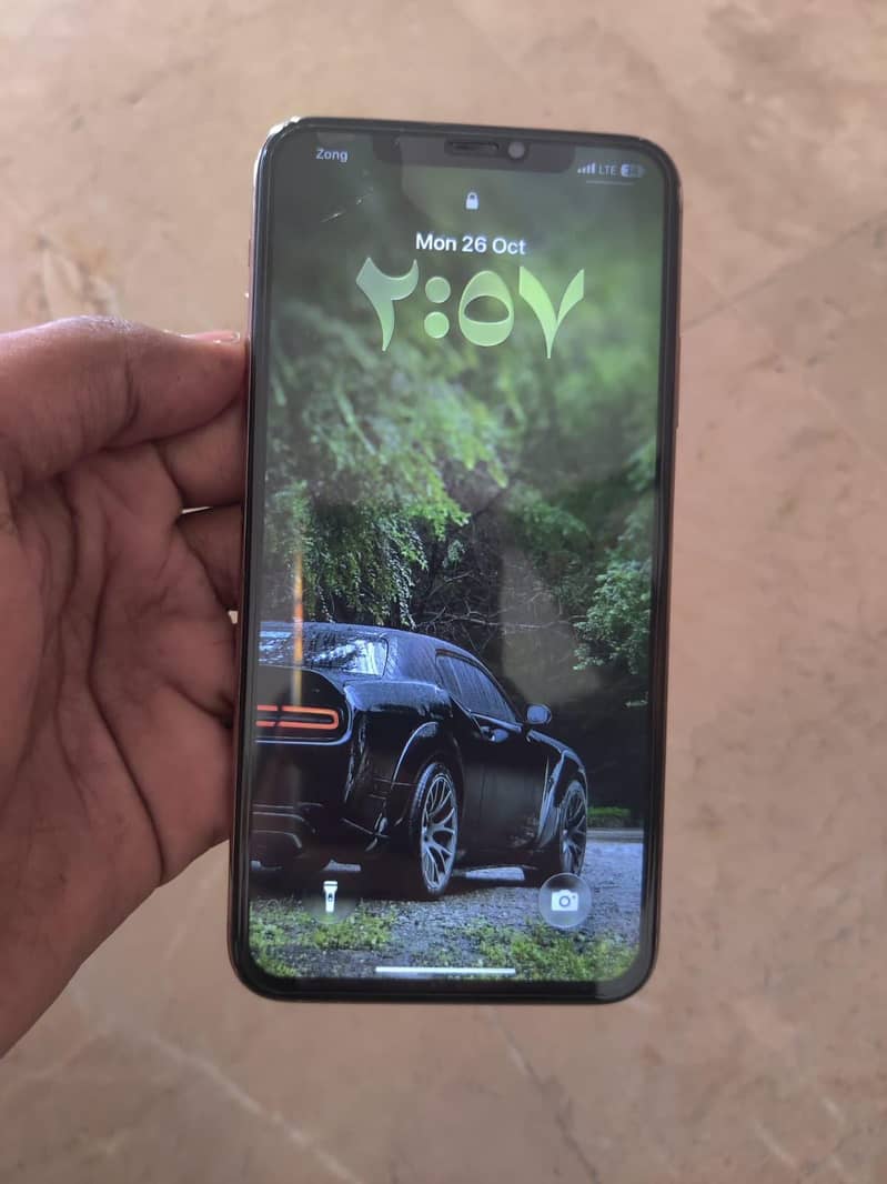 Apple iPhone 11 Pro Max 1